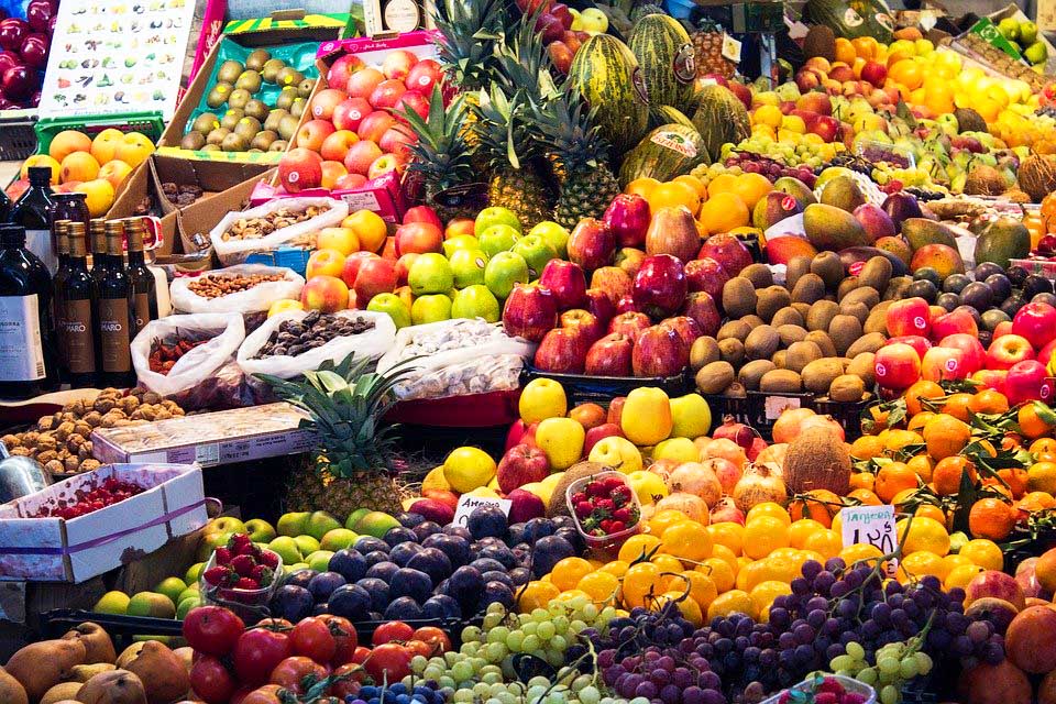 Al Mina Fruit & Vegetable Souk