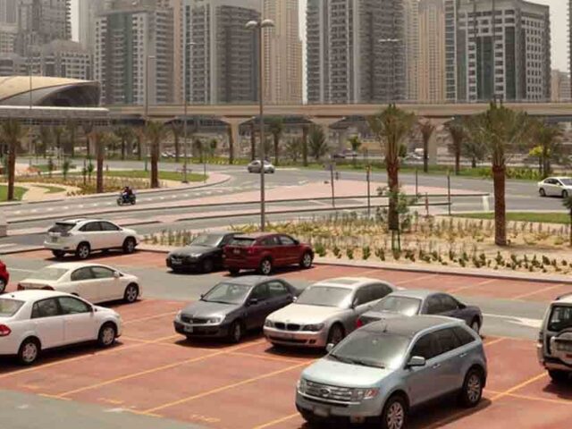 Dubai Parking Guide 2025: The Complete Free & Paid Parking Handbook